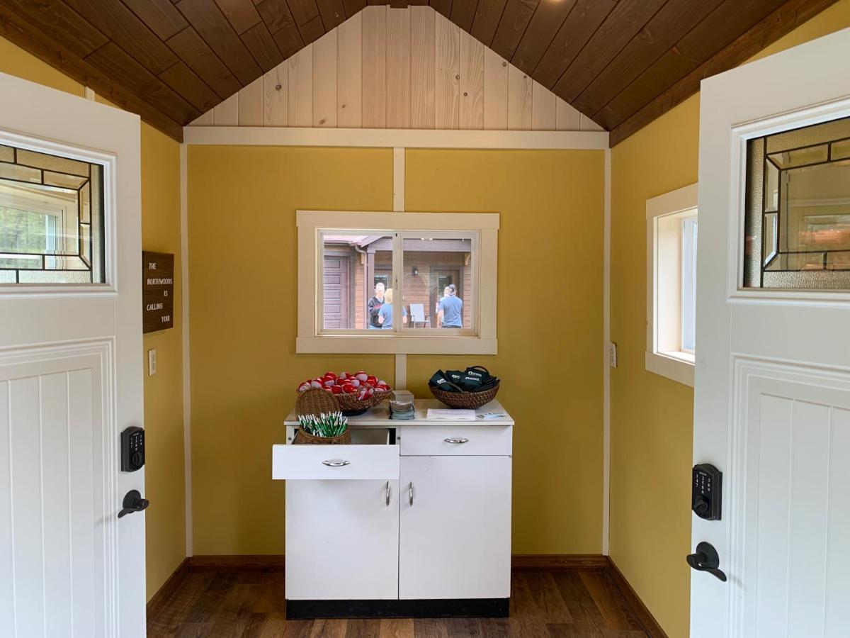 Deerwood Resort - Whippoorwill Cabin Land O'Lakes Экстерьер фото